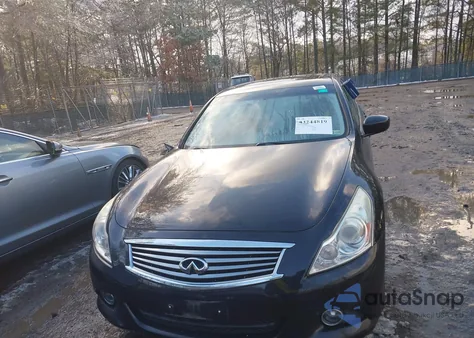 2015 Infiniti Q40 z USA, uszkodzony, nr VIN JN1CV6AR3FM524245